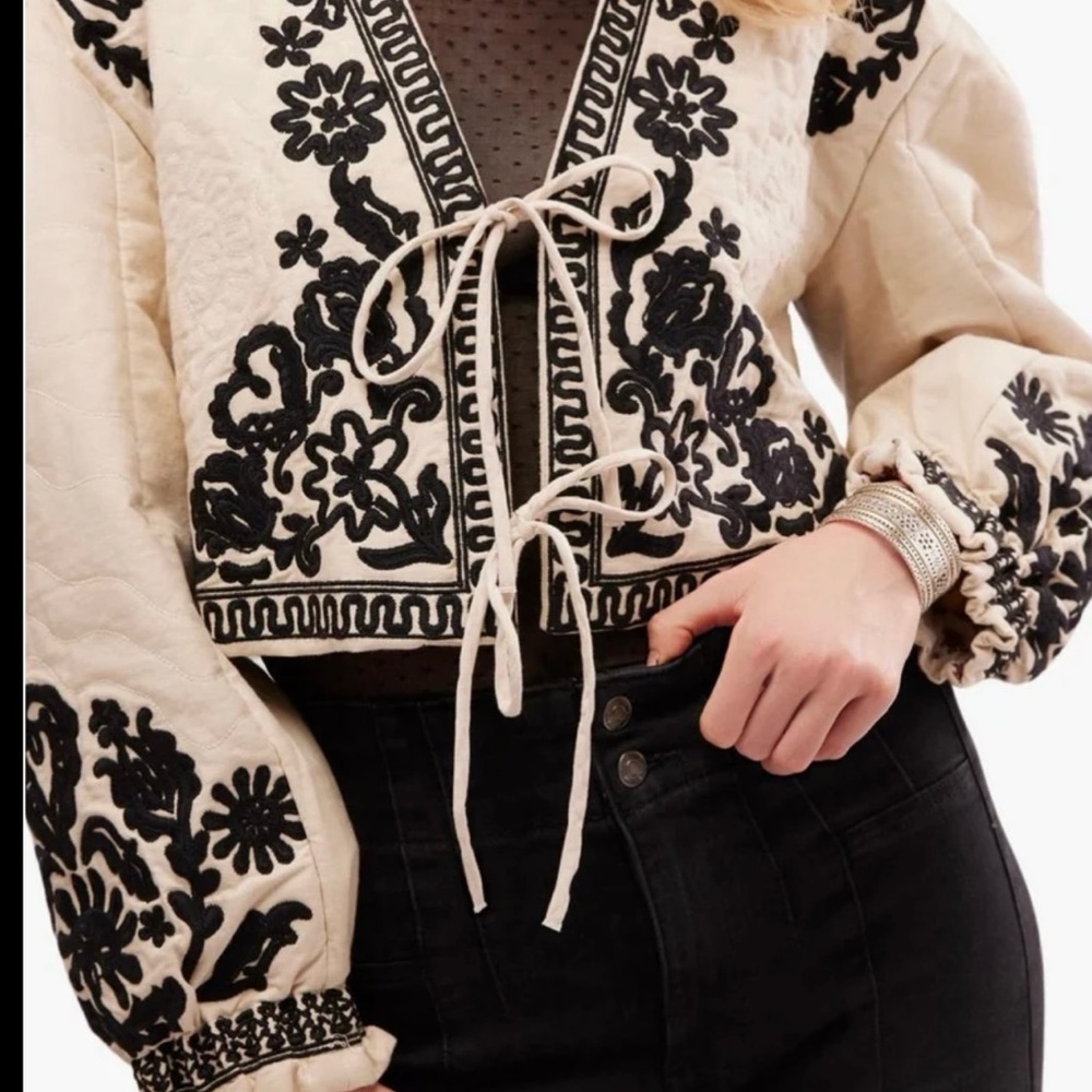 FREE PEOPLE Embroidered Cream and Black Crop Jacket - new